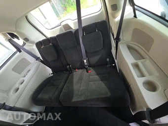2017 Dodge Grand Caravan SE 121.2" WB - miniatura 14