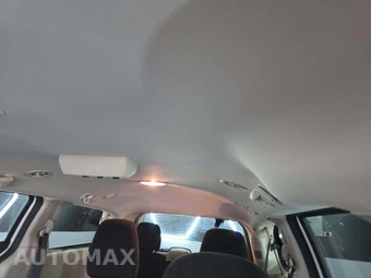 2017 Dodge Grand Caravan SE 121.2" WB - miniatura 11