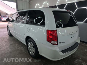 2017 Dodge Grand Caravan SE 121.2" WB - miniatura 2