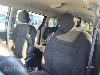 2017 Dodge Grand Caravan SE 121.2" WB - miniatura 11