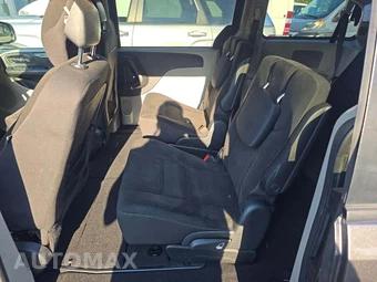2017 Dodge Grand Caravan SE 121.2" WB - miniatura 13