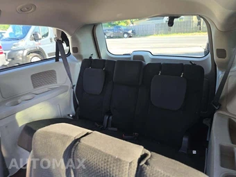 2017 Dodge Grand Caravan SE 121.2" WB - miniatura 14