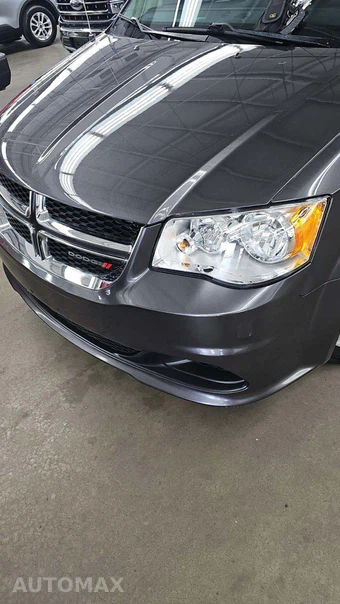 2017 Dodge Grand Caravan SE 121.2" WB - miniatura 45