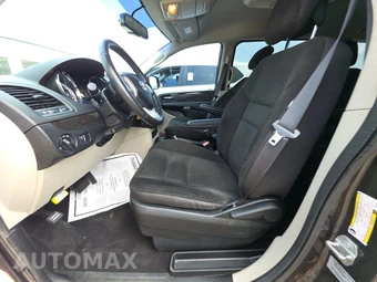 2017 Dodge Grand Caravan SE 121.2" WB - miniatura 7