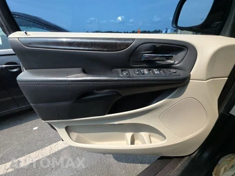 2017 Dodge Grand Caravan SE 121.2" WB - miniatura 9