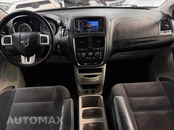 2017 Dodge Grand Caravan SE 121.2" WB - miniatura 13