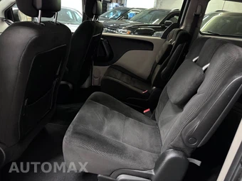 2017 Dodge Grand Caravan SE 121.2" WB - miniatura 15