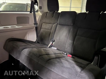2017 Dodge Grand Caravan SE 121.2" WB - miniatura 16