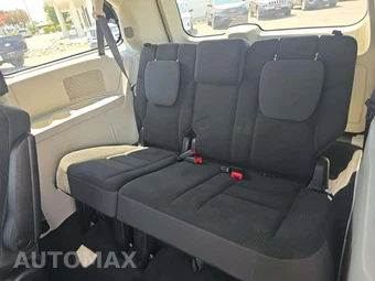 2017 Dodge Grand Caravan SE 121.2" WB - miniatura 11