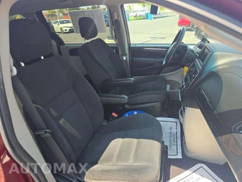 2017 Dodge Grand Caravan SE 121.2" WB - miniatura 16