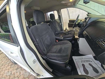 2017 Dodge Grand Caravan SE 121.2" WB - miniatura 19