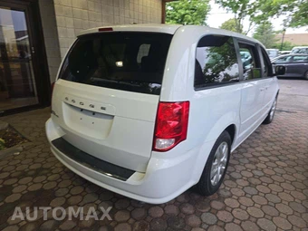 2017 Dodge Grand Caravan SE 121.2" WB - miniatura 3