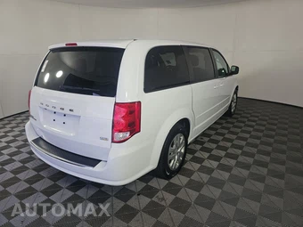 2017 Dodge Grand Caravan SE 121.2" WB - miniatura 4