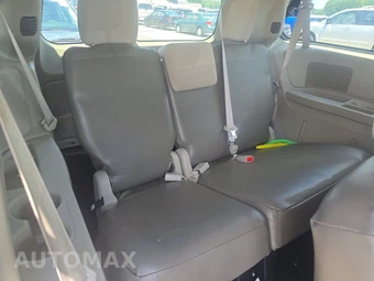 2017 Dodge Grand Caravan SE 121.2" WB - miniatura 14
