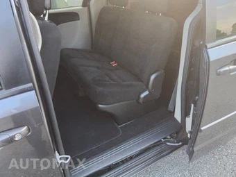 2017 Dodge Grand Caravan SE 121.2" WB - miniatura 13