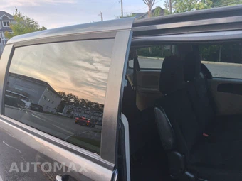 2017 Dodge Grand Caravan SE 121.2" WB - miniatura 22