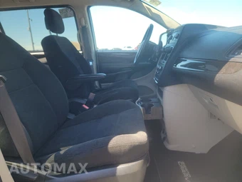 2017 Dodge Grand Caravan SE 121.2" WB - miniatura 8