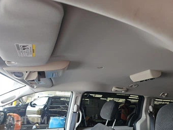 2017 Dodge Grand Caravan SE 121.2" WB - miniatura 21