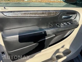 2017 Dodge Grand Caravan SE 121.2" WB - miniatura 11