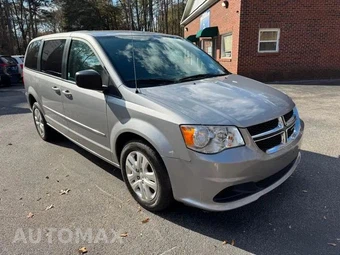 2017 Dodge Grand Caravan SE 121.2" WB - miniatura 13