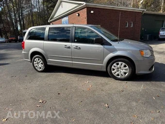 2017 Dodge Grand Caravan SE 121.2" WB - miniatura 18