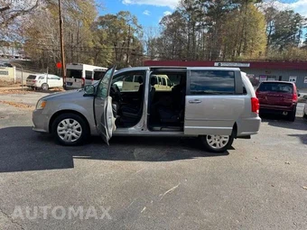 2017 Dodge Grand Caravan SE 121.2" WB - miniatura 8