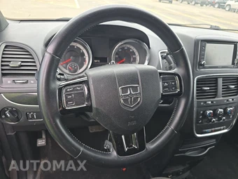 2017 Dodge Grand Caravan SE Plus 121.2" WB - miniatura 10