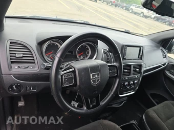 2017 Dodge Grand Caravan SE Plus 121.2" WB - miniatura 11
