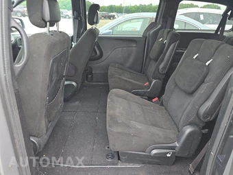 2017 Dodge Grand Caravan SE Plus 121.2" WB - miniatura 13
