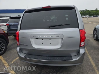 2017 Dodge Grand Caravan SE Plus 121.2" WB - miniatura 5