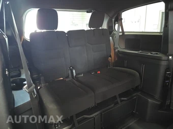 2017 Dodge Grand Caravan SE Plus 121.2" WB - miniatura 14