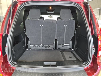 2017 Dodge Grand Caravan SE Plus 121.2" WB - miniatura 18