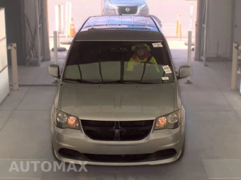 2017 Dodge Grand Caravan SE Plus 121.2" WB - miniatura 2