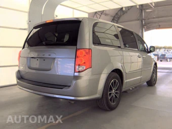 2017 Dodge Grand Caravan SE Plus 121.2" WB - miniatura 4