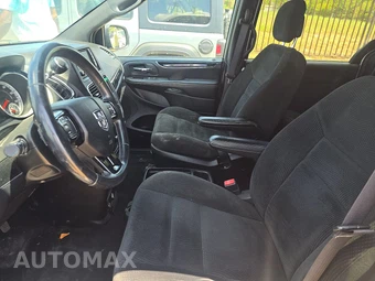 2017 Dodge Grand Caravan SE Plus 121.2" WB - miniatura 7