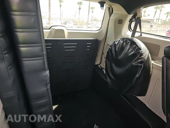2017 Dodge Grand Caravan SXT 121.2" WB - miniatura 14