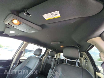 2017 Dodge Grand Caravan SXT 121.2" WB - miniatura 11