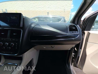 2017 Dodge Grand Caravan SXT 121.2" WB - miniatura 20