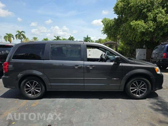 2017 Dodge Grand Caravan SXT 121.2" WB - miniatura 4