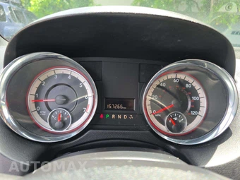 2017 Dodge Grand Caravan SXT 121.2" WB - miniatura 9