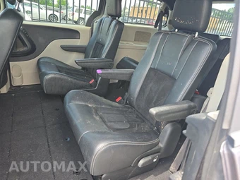 2017 Dodge Grand Caravan SXT 121.2" WB - miniatura 13