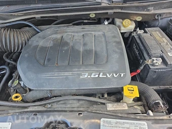 2017 Dodge Grand Caravan SXT 121.2" WB - miniatura 16