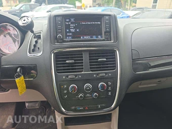 2017 Dodge Grand Caravan SXT 121.2" WB – miniatura 10