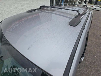 2017 Dodge Grand Caravan SXT 121.2" WB – miniatura 12