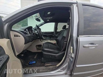 2017 Dodge Grand Caravan SXT 121.2" WB – miniatura 6
