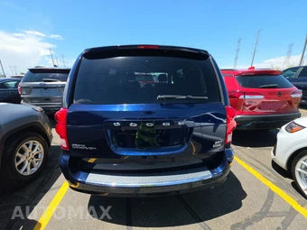 2017 Dodge Grand Caravan SXT 121.2" WB – miniatura 5