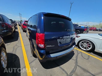 2017 Dodge Grand Caravan SXT 121.2" WB – miniatura 6