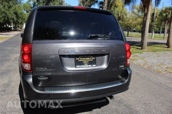 2017 Dodge Grand Caravan SXT 121.2" WB - miniatura 18