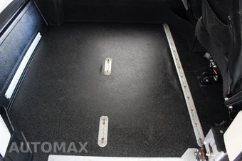 2017 Dodge Grand Caravan SXT 121.2" WB - miniatura 40