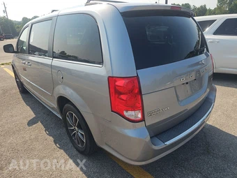 2017 Dodge Grand Caravan SXT 121.2" WB – miniatura 6